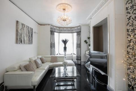 4 bed property, in Crofton Road, £1,250,000