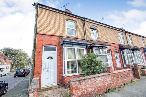 2 bed property, in York Street, £132,000