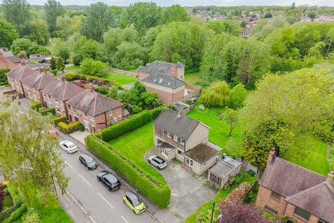 3 bed property, in Shrewbridge Road, £500,000