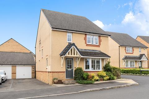 4 bed property, in Beauchamp Avenue, £425,000