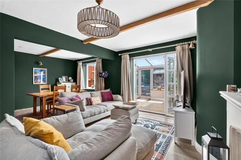 3 bed property, in The Village, £600,000