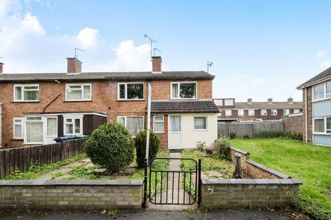3 bed property, in Pegasus Road, £350,000