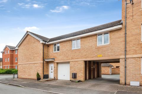 1 bed property, in Padstow Road, £150,000