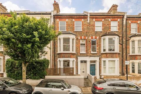 2 bed property, in Bravington Road, £575,000