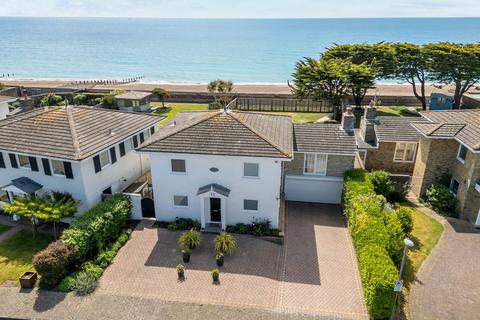 4 bed property, in Waters Edge, £1,250,000