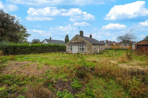 3 bed property, in Land At 176 Street Lane, £560,000
