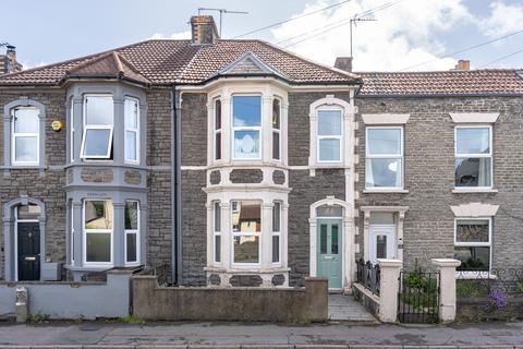 3 bed property, in North Street, £395,000