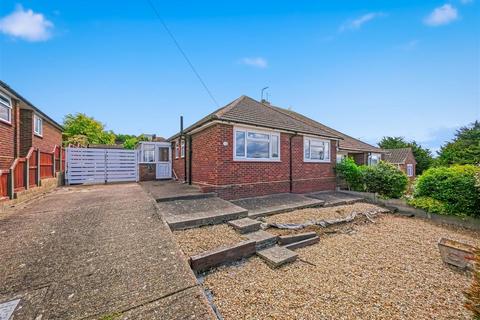 2 bed property, in Strode Park Road, £325,000