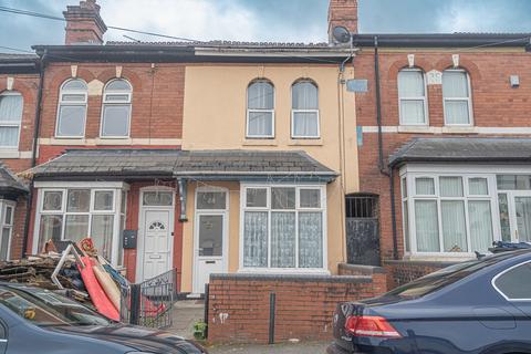3 bed property, in Hamilton Road, £185,000