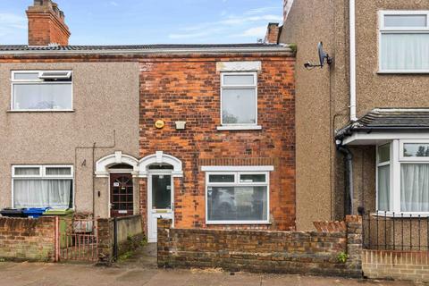 3 bed property, in Haven Avenue, £60,000