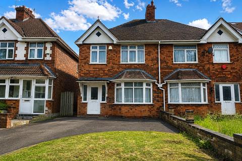 3 bed property, in Stechford Lane, £240,000