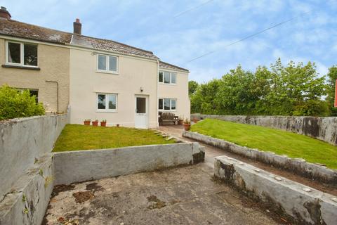 3 bed property, in Merrymeet, £300,000