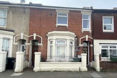 5 bed property, in Hudson Road, £315,000