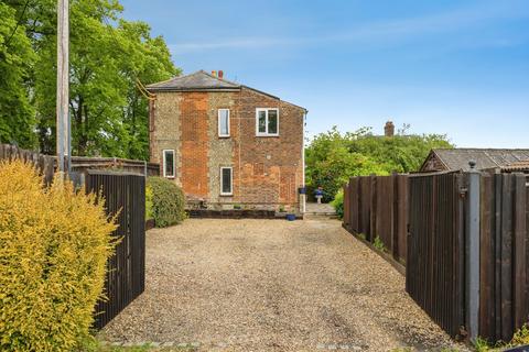 3 bed property, in Alma Lane, £550,000