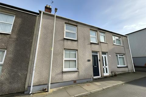2 bed property, in Harbour Way, £153,000