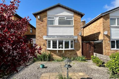 3 bed property, in Gorsedale, £160,000