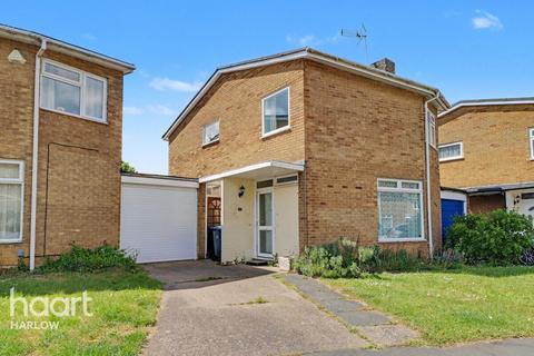 3 bed property, in Little Brays, £450,000