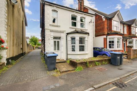 1 bed property, in St James Road, £180,000