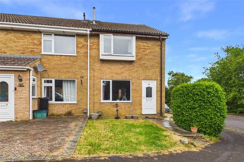 3 bed property, in Redwood Close, £250,000