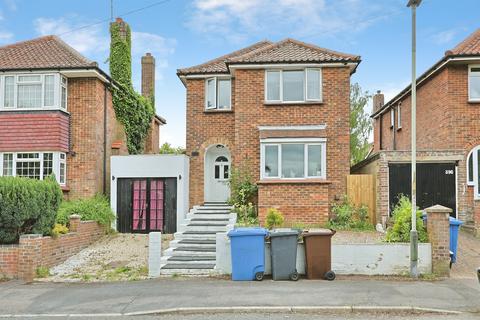 4 bed property, in Dereham Road, £300,000