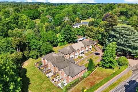 3 bed property, in Shenstone Park, £625,000