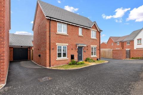 3 bed property, in Brooklime Road, £440,000