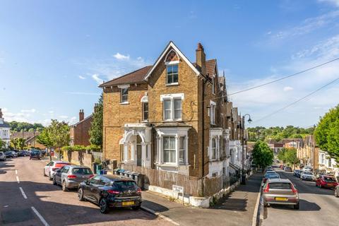 1 bed property, in High View Road, £300,000