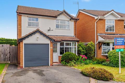 3 bed property, in Hanson Avenue, £390,000