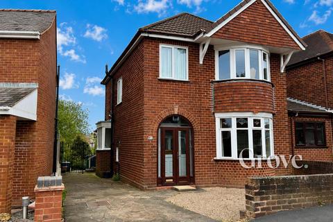 3 bed property, in High Haden Road, £325,000