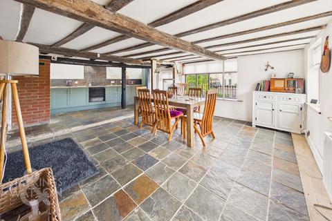 3 bed property, in The Street, £295,000