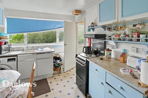 3 bed property, in Rockingstone Terrace, £150,000