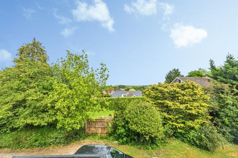 3 bed property, in Ferry Lane, £900,000