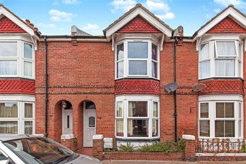 2 bed property, in Melbourne Road, £220,000