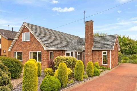 5 bed property, in Burgess Road, £375,000