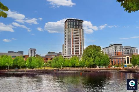 1 bed property, in Northill Apartments, £115,000