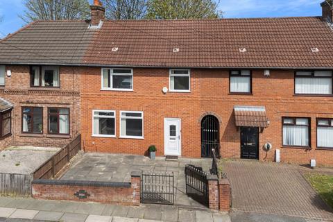 3 bed property, in 26 Beechtree Road, £165,000