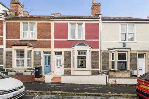 2 bed property, in Ryde Road, £350,000