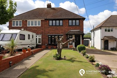 3 bed property, in Pantile Hill, £450,000