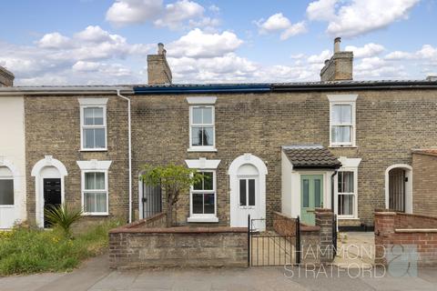 2 bed property, in Newmarket Street, £300,000