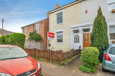 4 bed property, in Orchard Street, £280,000
