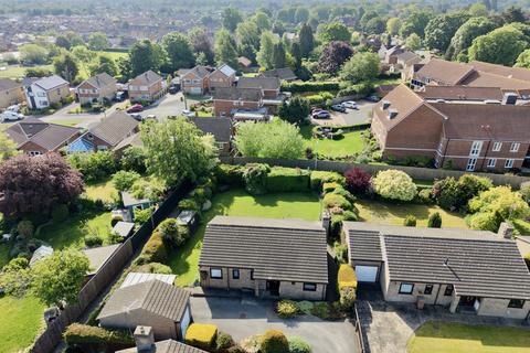 3 bed property, in Northfield Road, £425,000