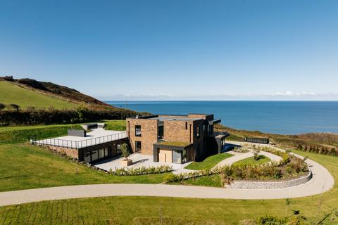 5 bed property, in Poundstock, £5,500,000
