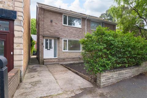 3 bed property, in Raven Road, £280,000