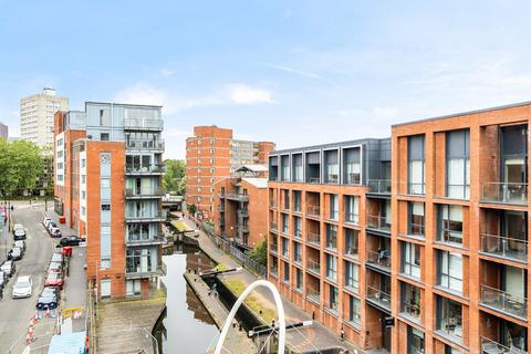 Land, in Fleet Street, £100,000