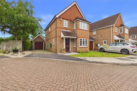 3 bed property, in Swan Drive, £500,000