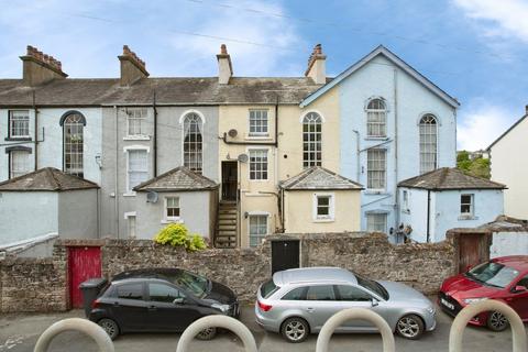 3 bed property, in Oakbank, £120,000