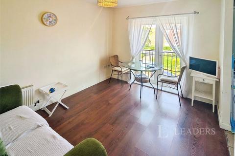 2 bed property, in Girton Way, £130,000