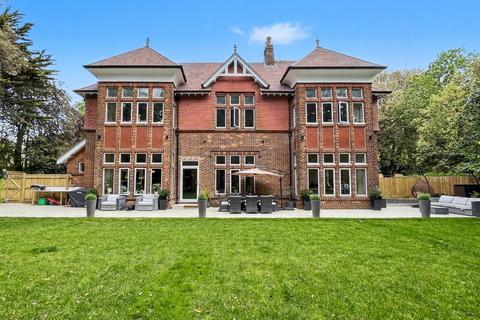 9 bed property, in Westbourne, £3,000,000