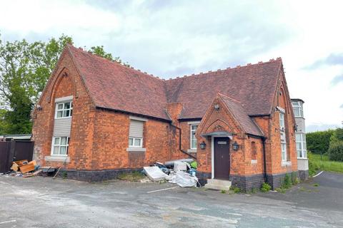 9 bed property, in The Old School House, £650,000