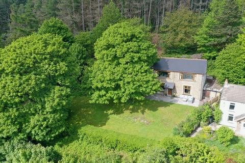 4 bed property, in Cefn Road Upper, £425,000